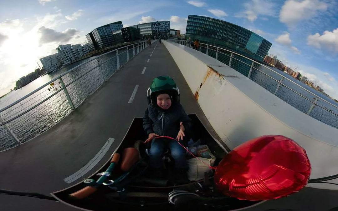 Experience Copenhagens bikelife in VR